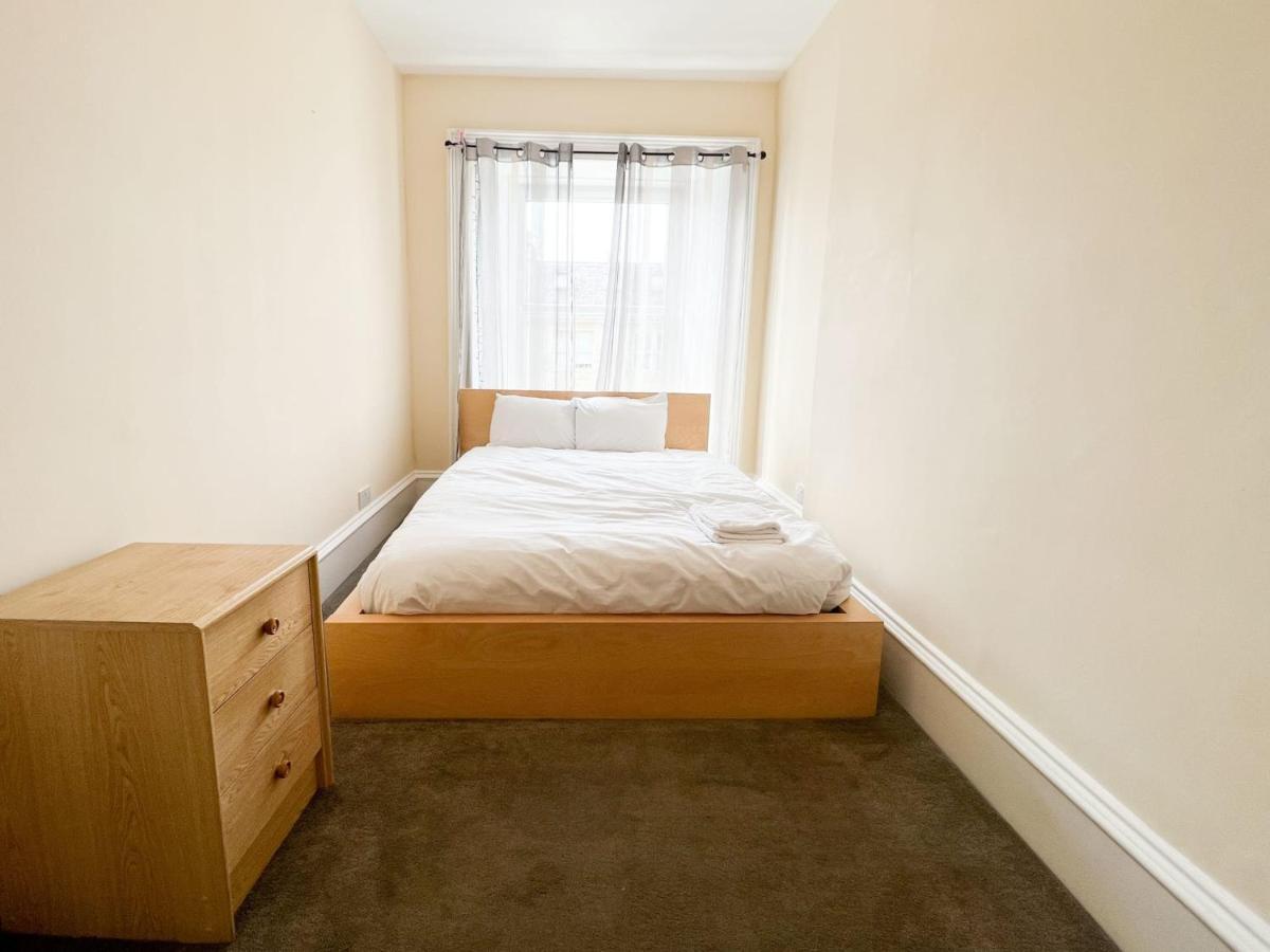 에든버러 Convenient 3Br Flat On Leith Walk 아파트 외부 사진