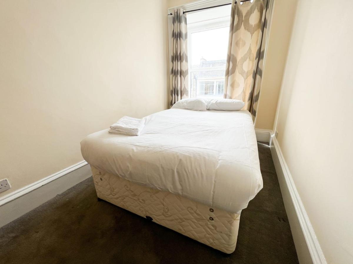 에든버러 Convenient 3Br Flat On Leith Walk 아파트 외부 사진